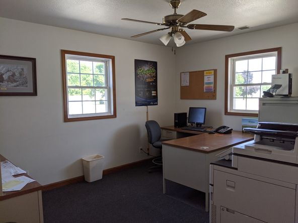 Formally Nutrien Ag Solutions: 301 E State Highway 133, Oakland, IL 61943